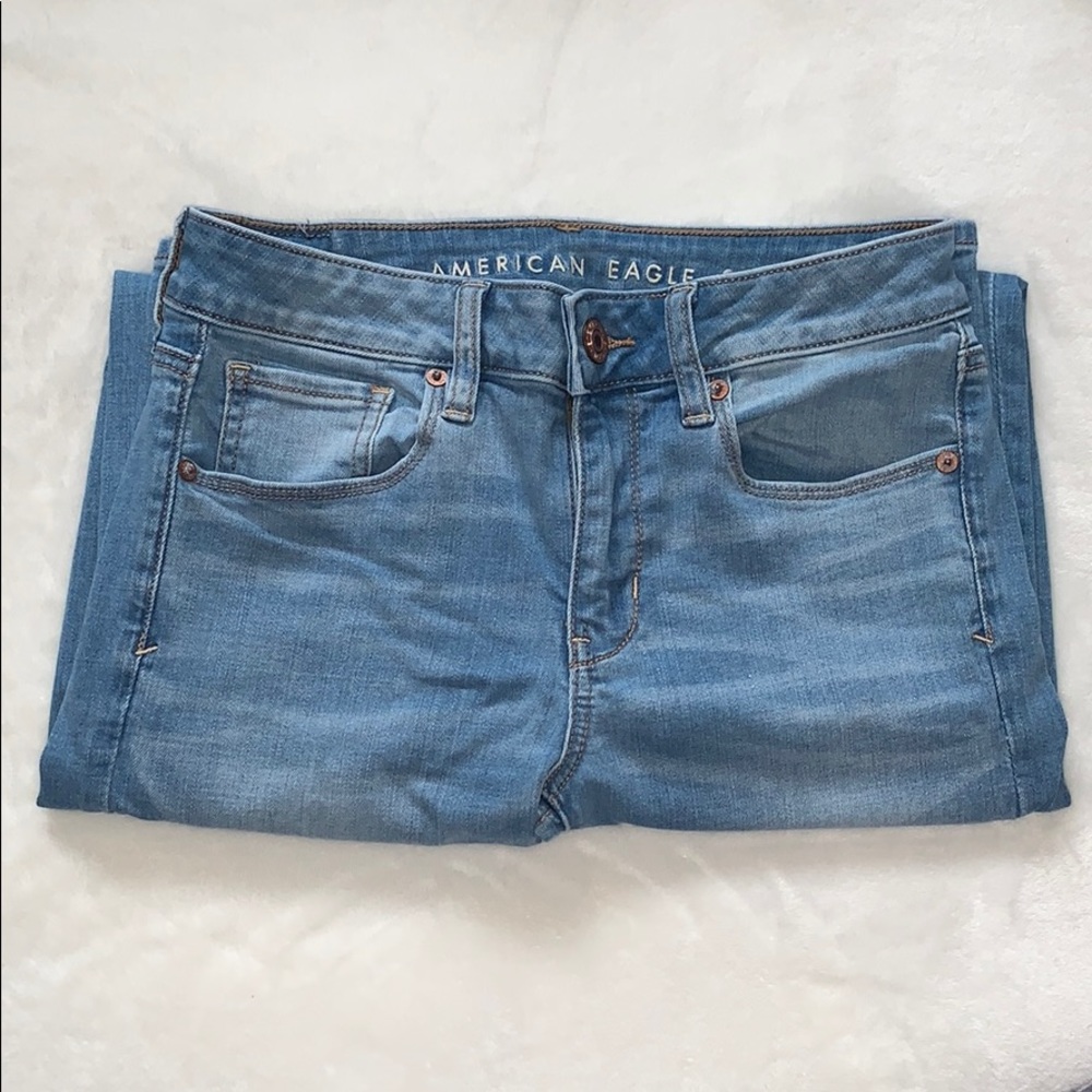 NEW STRAIGHT AE JEANS NWOT